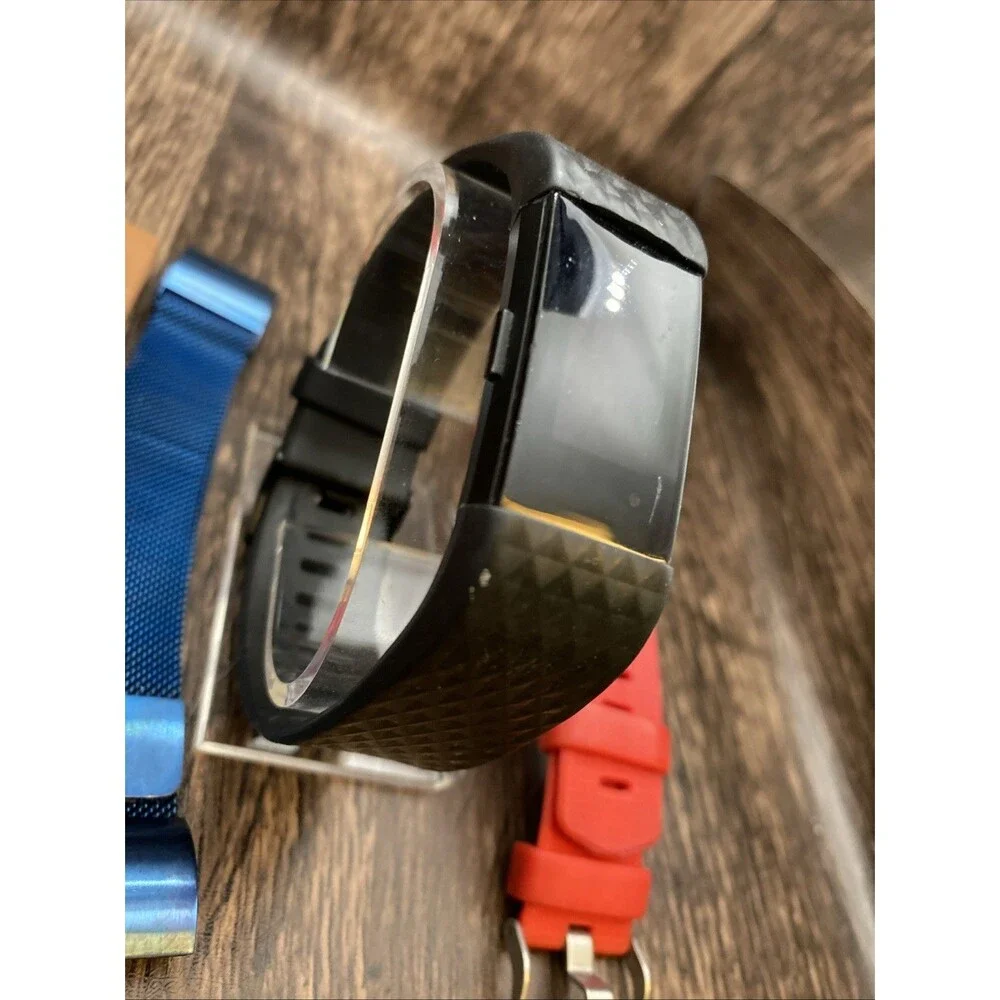Fitbit Charge Black with 3 Extra Bands Working
